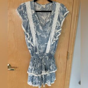 Surf Gypsy Blue and White Tiered Dress with ties - like new